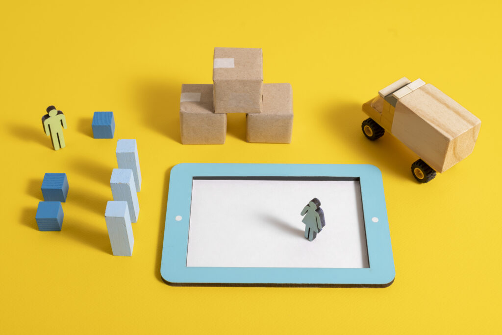 Print-on-demand vs dropshipping business model comparison